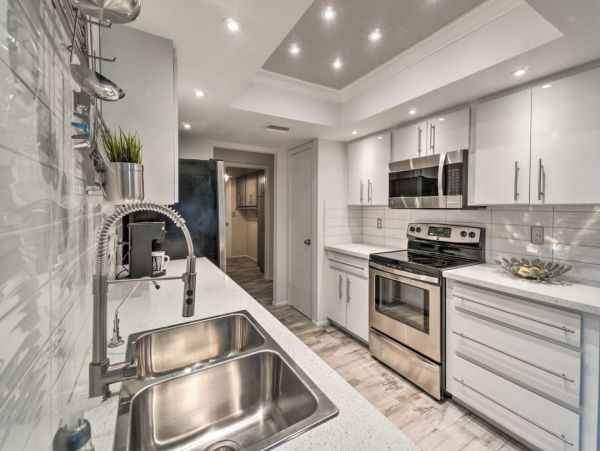 Luxury Venice Vacation Pool Home 3 Bedrooms Sleeps 6 Guests