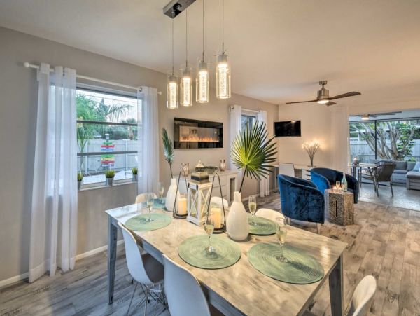 Luxury Venice Vacation Pool Home 3 Bedrooms Sleeps 6 Guests