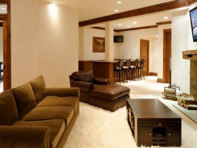 Spacious Seven Bedroom in the Perfect Location! Spacious Seven Bedroom in the Perfect Location!