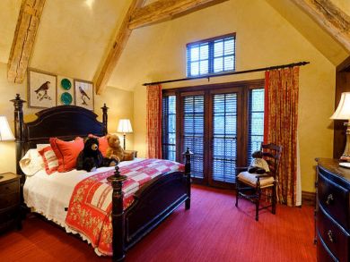 Beautiful Custom Built Home with Direct Ski Access Beautiful Custom Built Home with Direct Ski Access