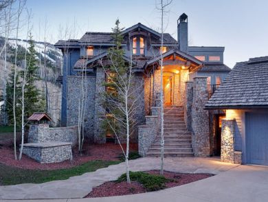 Deluxe 6 Bedroom with Mountain Views and Indirect Ski Access Deluxe 6 Bedroom with Mountain Views and Indirect Ski Access