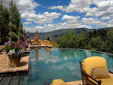 Luxury Six Bedroom in the Heart of Aspen Luxury Six Bedroom in the Heart of Aspen