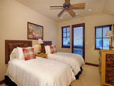 Premier Club Rental with Exclusive Amenities