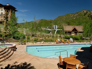 Premier Club Rental with Exclusive Amenities