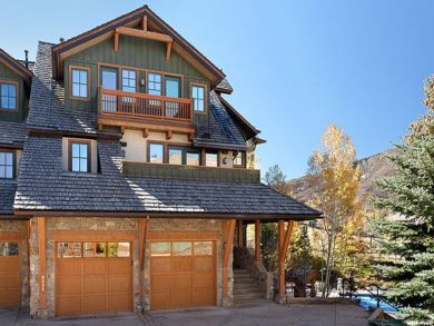 Private Townhome with Great Amenities Private Townhome with Great Amenities