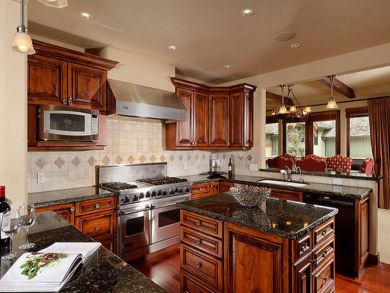 Private Townhome with Great Amenities Private Townhome with Great Amenities