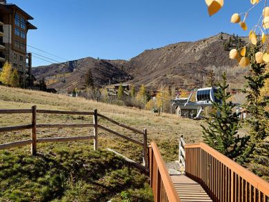 Private Townhome with Great Amenities Private Townhome with Great Amenities