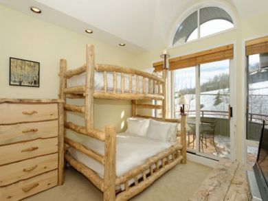 Spectacular Four Bedroom with Direct Mountain Access