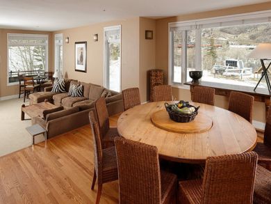 Spectacular Four Bedroom with Direct Mountain Access