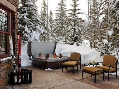 Unique Five Bedroom with Ski-in/Ski-out Access to Two Creeks Unique Five Bedroom with Ski-in/Ski-out Access to Two Creeks