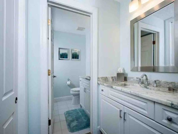 Naples Three Bedroom Vacation Rental Steps to the Beach