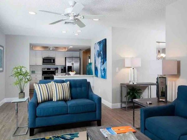 Naples Three Bedroom Vacation Rental Steps to the Beach
