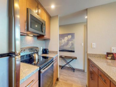 Kihei Vacation Condo One Bedroom Plus Loft Sleeps 6 Guests