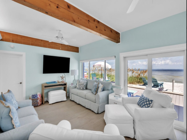 Beautiful Waterfront Anna Maria Home with Private Bay Beach NEW ARRIVAL!