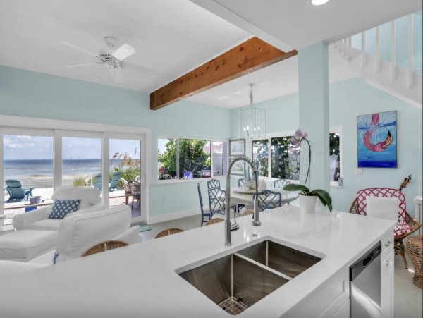 Beautiful Waterfront Anna Maria Home with Private Bay Beach NEW ARRIVAL!