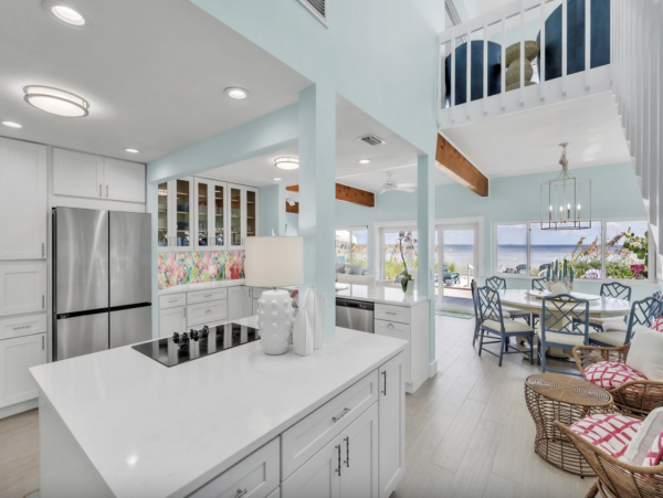 Beautiful Waterfront Anna Maria Home with Private Bay Beach NEW ARRIVAL!