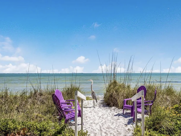 Beautiful Waterfront Anna Maria Home with Private Bay Beach NEW ARRIVAL!