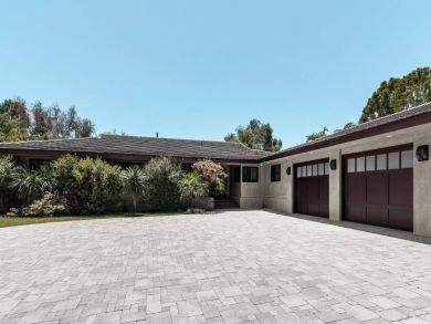 Luxury Three Bedroom Vacation Home in Montecito California
