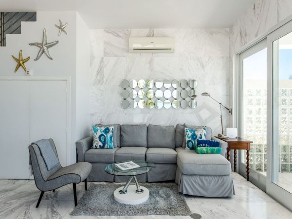 Beachfront Sapodilla Luxury One Bedroom