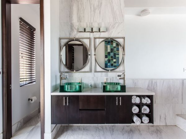 Beachfront Sapodilla Luxury One Bedroom