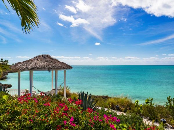 Lifestyle & Charm Three Bedroom Waterfront Villa with Pool
