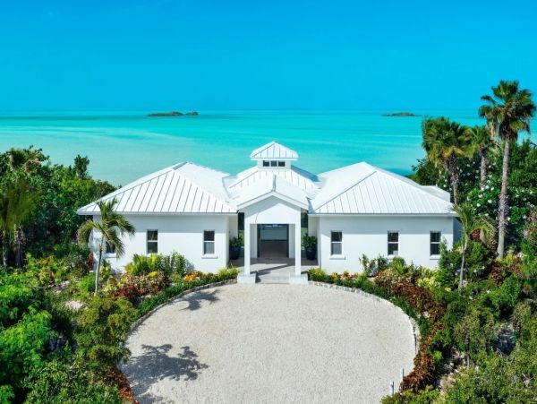 Turks and Caicos Beachfront Villa Rental - Providenciales Luxury Retreat