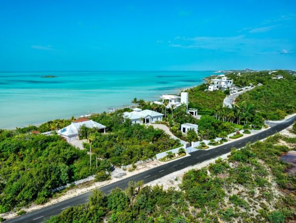 Turks and Caicos Beachfront Villa Rental - Providenciales Luxury Retreat