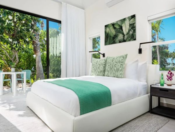 Turks and Caicos Beachfront Villa Rental - Providenciales Luxury Retreat
