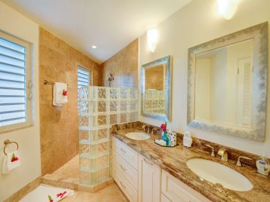 Turks And Caicos Home 947127