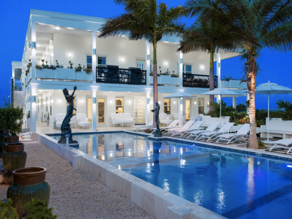 Beachfront Family Friendly Estate on Grace Bay!