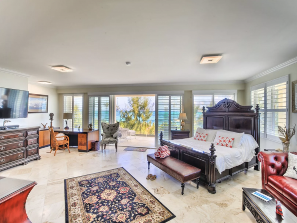 Beachfront Family Friendly Estate on Grace Bay!