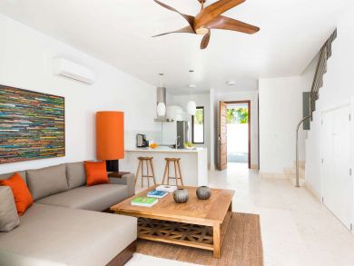 Turks And Caicos Home 947165