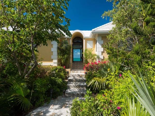 Oceanfront Turks and Caicos Vacation Home Five Bedroom