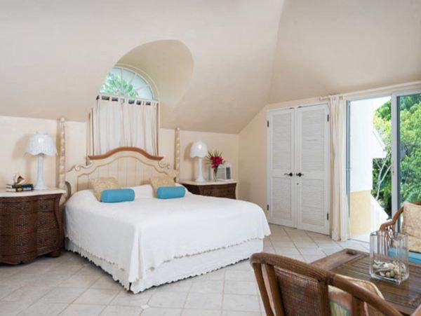 Oceanfront Turks and Caicos Vacation Home Five Bedroom