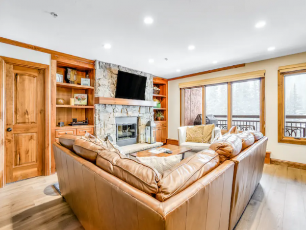 Vail Ski-In Ski-Out Vacation Condo Sleeps 9 Guests
