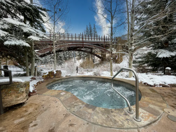 Vail Ski-In Ski-Out Vacation Condo Sleeps 9 Guests