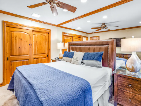 Vail Ski-In Ski-Out Vacation Condo Sleeps 9 Guests