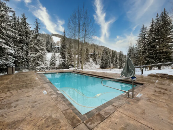 Vail Ski-In Ski-Out Vacation Condo Sleeps 9 Guests