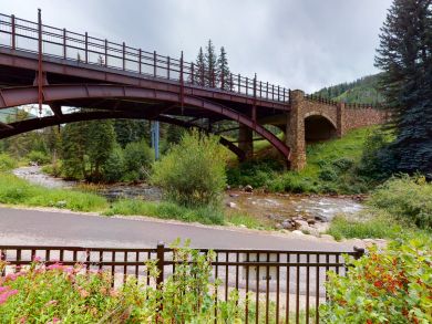 Walk to Lift Vail Vacation Condo Plus Loft Sleeps 8 Guests