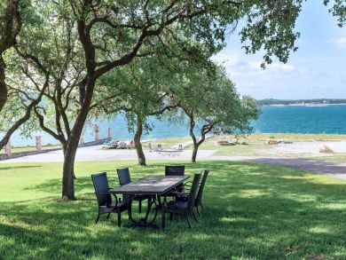 Luxury Austin Vacation Home 3 Bedrooms Sleeps 8 Guests