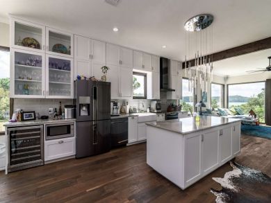 Luxury Austin Vacation Home 3 Bedrooms Sleeps 8 Guests