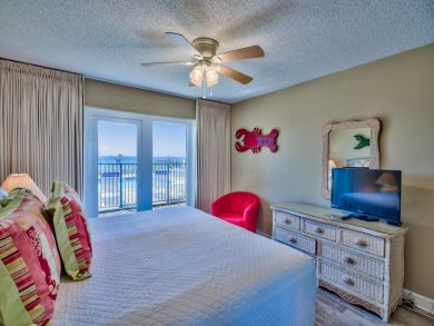 Luxury Miramar Vacation Beach Condo Sleeps 8 Guests