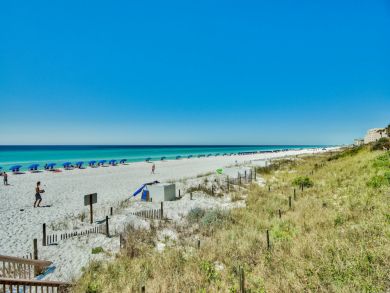 Luxury Miramar Vacation Beach Condo Sleeps 8 Guests