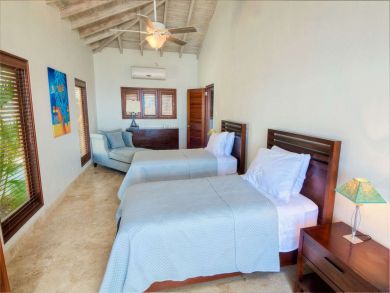 British Virgin Islands Home 947314
