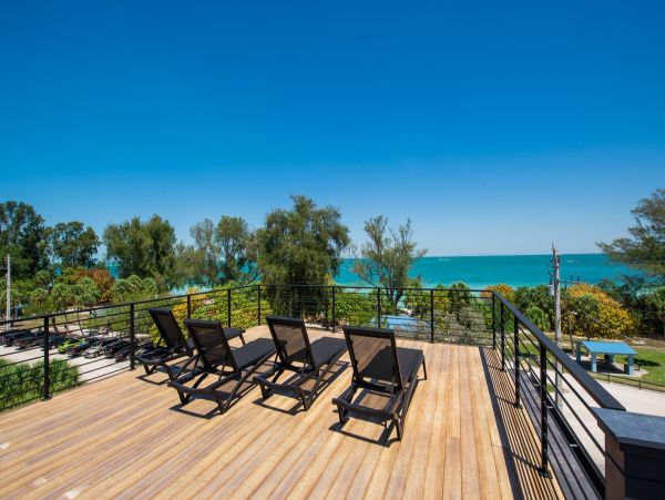 Luxury Vacation Pool Home on Anna Maria Sleeps Eight Guests