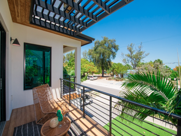 Luxury Vacation Pool Home on Anna Maria Sleeps Eight Guests