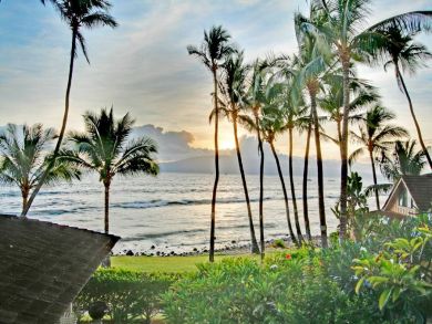 3 Bedroom Lahaina Vacation Condo With Ocean Views Sleeps 8