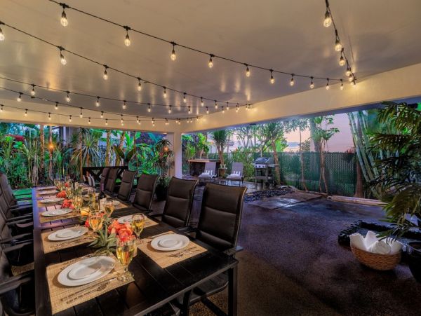 Stunning Mansion Lahaina Vacation Rental Sleeps 32 Guests