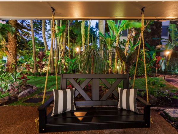 Stunning Mansion Lahaina Vacation Rental Sleeps 32 Guests