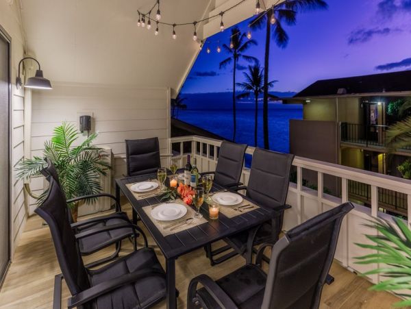 Stunning Mansion Lahaina Vacation Rental Sleeps 32 Guests